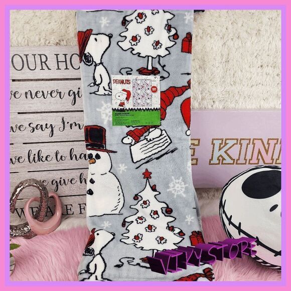 💕 NWT Snoopy Sherpa Backed Gray Throw Ultra Soft Blanket #7152 💕 - Picture 1 of 5